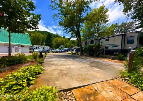 Tiny photo for 104 Highway 73, Townsend, TN 37882 (MLS # 1311720)