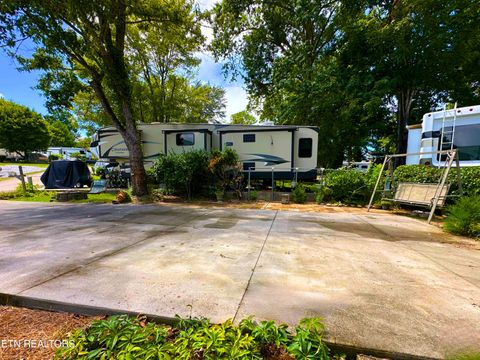 Tiny photo for 104 Highway 73, Townsend, TN 37882 (MLS # 1311720)