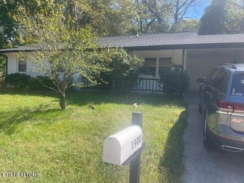 Photo of 1900 Bethel Ave, Knoxville, TN 37915 (MLS # 1336711)