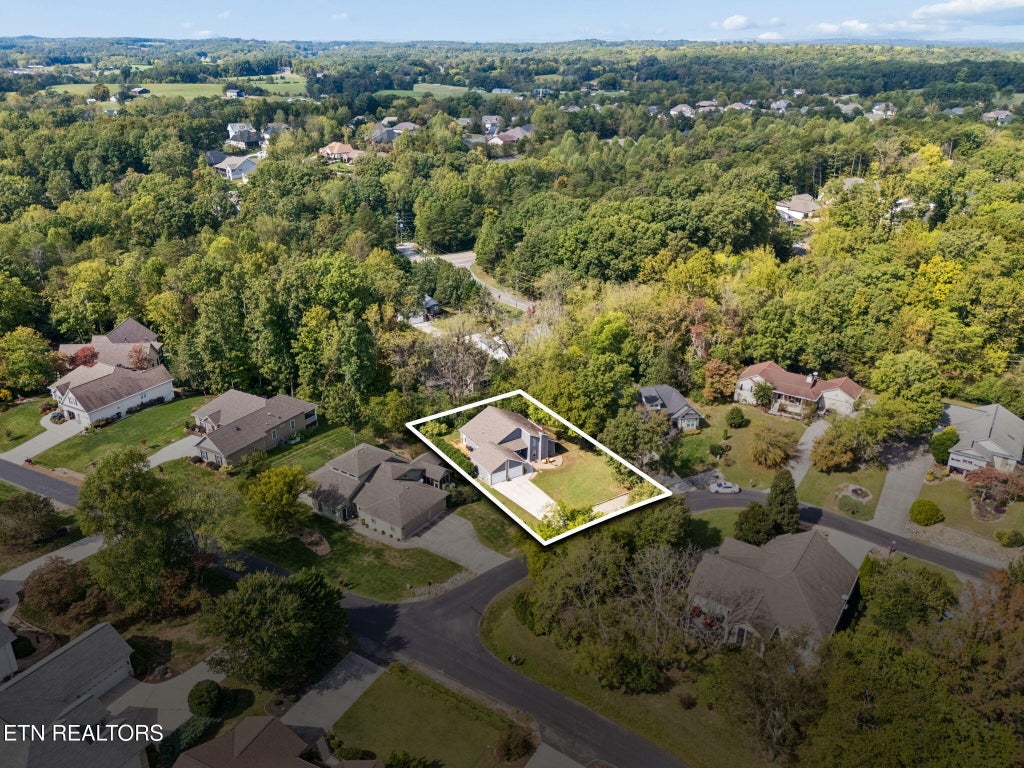 Photo of 202 Daksi Lane, Loudon, TN 37774 (MLS # 1353727)