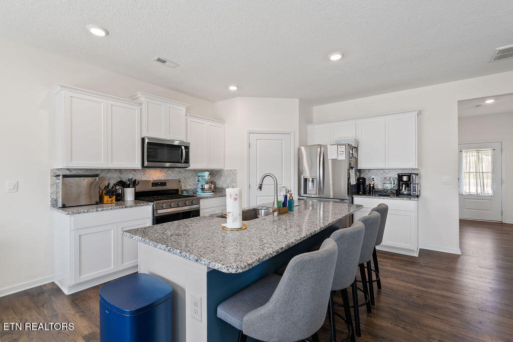 1170 Elery Drive