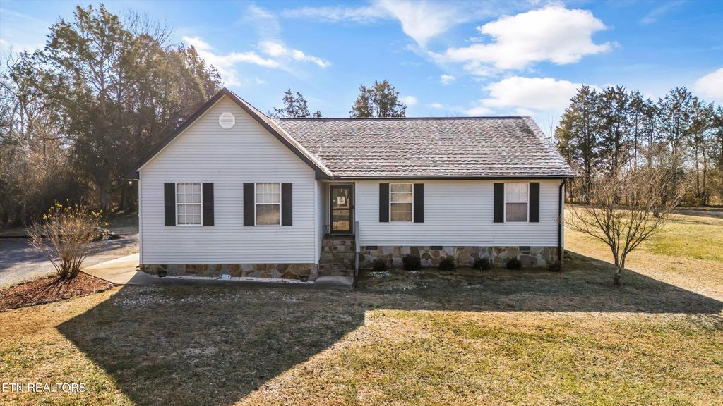 Photo of 7720 Tillett Lane, Corryton, TN 37721 (MLS # 1287697)