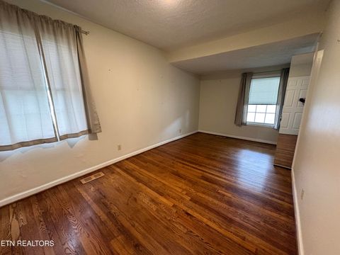 Tiny photo for 119 Woodmont Circle, Clinton, TN 37716 (MLS # 1333765)