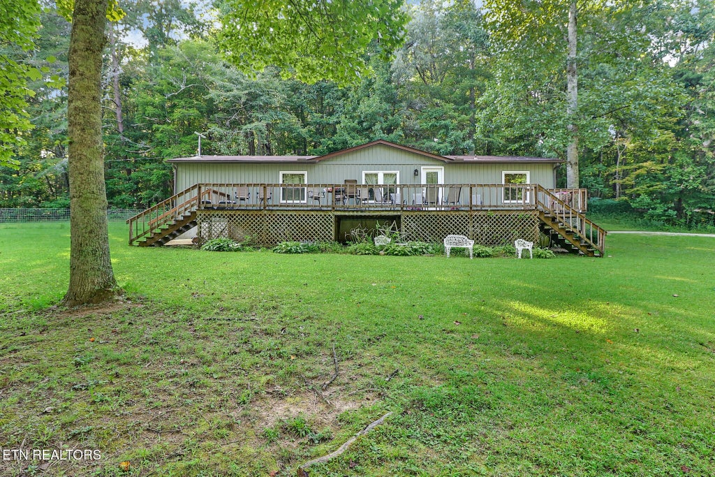 Photo of 2272 Midway Rd, Crossville, TN 38572 (MLS # 1352329)