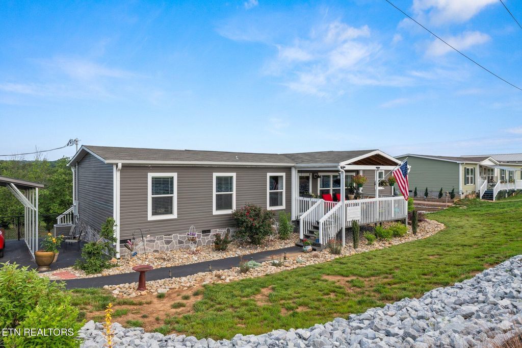 Photo of 191 Woodby Fridley Rd, Sweetwater, TN 37874 (MLS # 1303778)