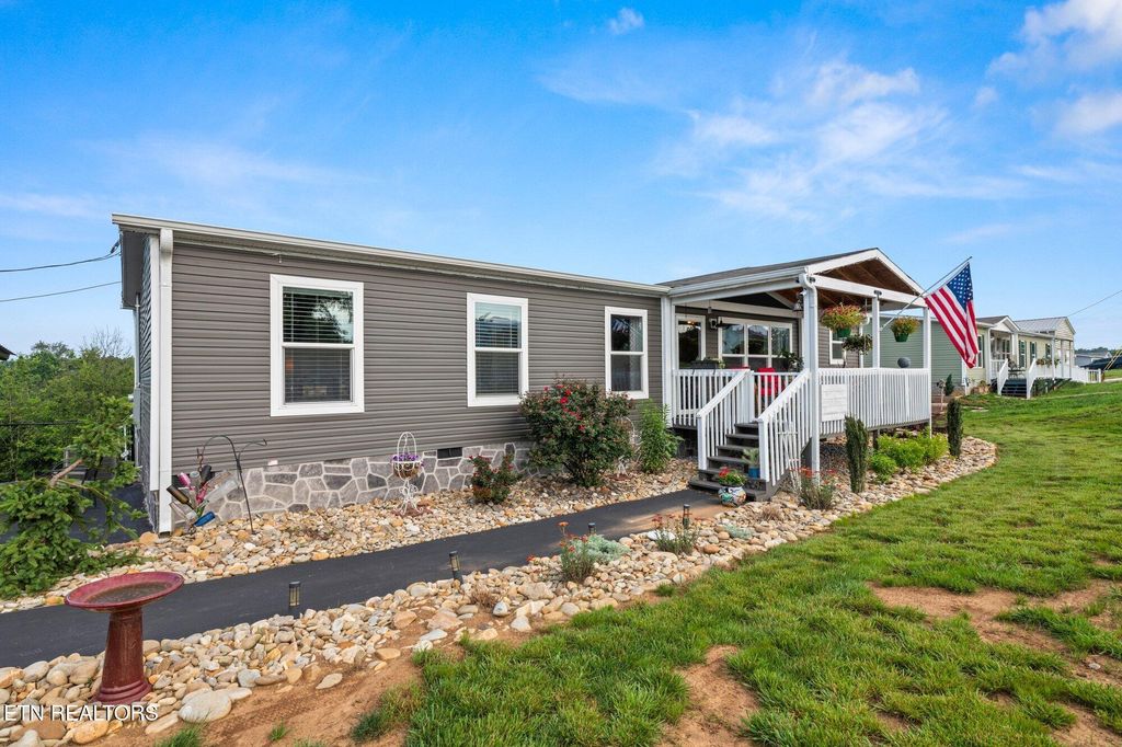 Photo of 191 Woodby Fridley Rd, Sweetwater, TN 37874 (MLS # 1303778)