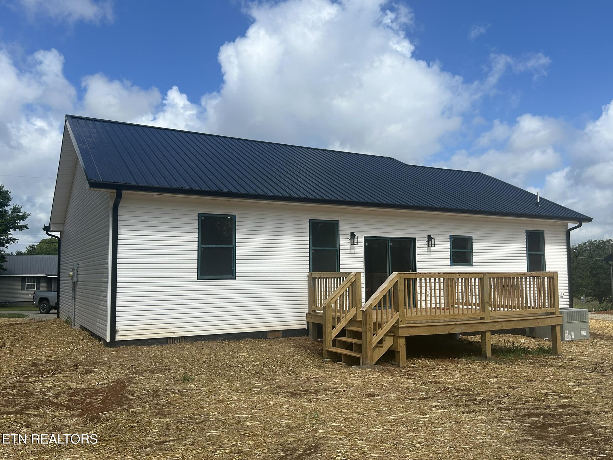 155 North Fork Loop