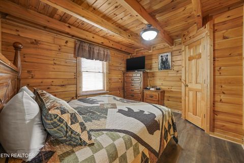 Tiny photo for 4449 Forest Vista Way, Pigeon Forge, TN 37863 (MLS # 1332765)