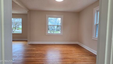 Tiny photo for 6108 Easton Rd, Knoxville, TN 37920 (MLS # 1324865)