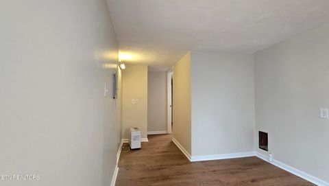 Tiny photo for 6108 Easton Rd, Knoxville, TN 37920 (MLS # 1324865)