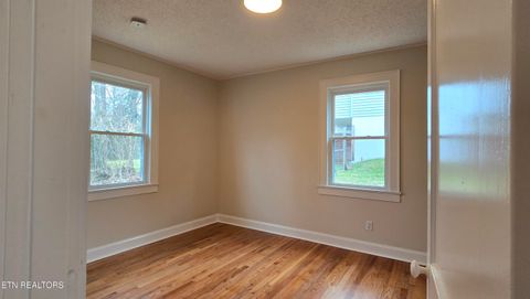 Tiny photo for 6108 Easton Rd, Knoxville, TN 37920 (MLS # 1324865)