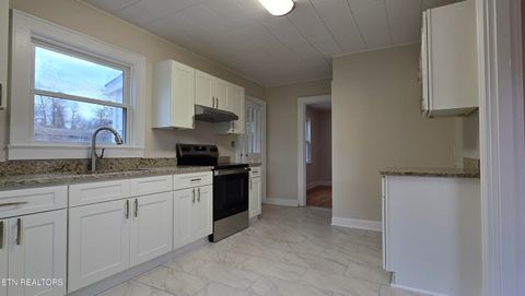 Tiny photo for 6108 Easton Rd, Knoxville, TN 37920 (MLS # 1324865)