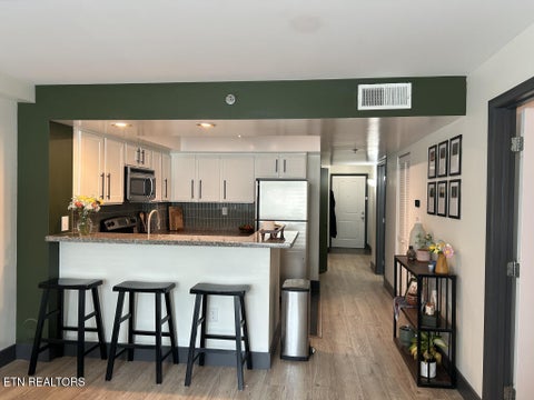 Tiny photo for 1735 Lake Ave #104, Knoxville, TN 37916 (MLS # 1356385)