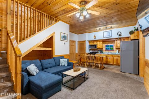 Tiny photo for 653 Eagles Boulevard Way, Pigeon Forge, TN 37863 (MLS # 1333652)