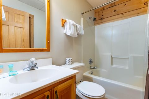 Tiny photo for 653 Eagles Boulevard Way, Pigeon Forge, TN 37863 (MLS # 1333652)