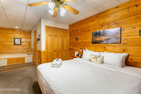 Tiny photo for 653 Eagles Boulevard Way, Pigeon Forge, TN 37863 (MLS # 1333652)