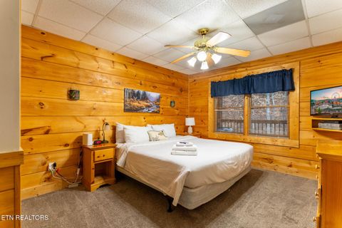 Tiny photo for 653 Eagles Boulevard Way, Pigeon Forge, TN 37863 (MLS # 1333652)