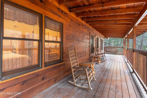 Tiny photo for 653 Eagles Boulevard Way, Pigeon Forge, TN 37863 (MLS # 1333652)