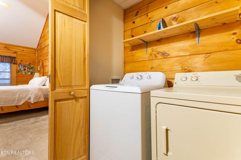 Tiny photo for 653 Eagles Boulevard Way, Pigeon Forge, TN 37863 (MLS # 1333652)