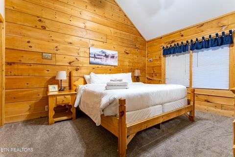 Tiny photo for 653 Eagles Boulevard Way, Pigeon Forge, TN 37863 (MLS # 1333652)