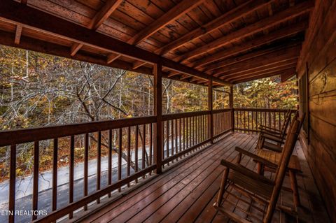 Tiny photo for 653 Eagles Boulevard Way, Pigeon Forge, TN 37863 (MLS # 1333652)