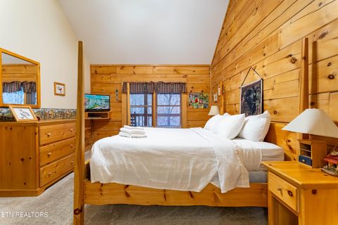 Tiny photo for 653 Eagles Boulevard Way, Pigeon Forge, TN 37863 (MLS # 1333652)