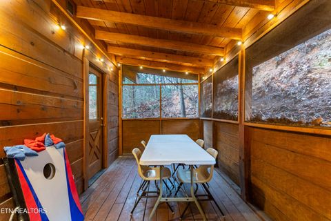 Tiny photo for 653 Eagles Boulevard Way, Pigeon Forge, TN 37863 (MLS # 1333652)