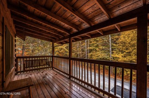 Tiny photo for 653 Eagles Boulevard Way, Pigeon Forge, TN 37863 (MLS # 1333652)
