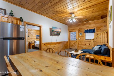 Tiny photo for 653 Eagles Boulevard Way, Pigeon Forge, TN 37863 (MLS # 1333652)