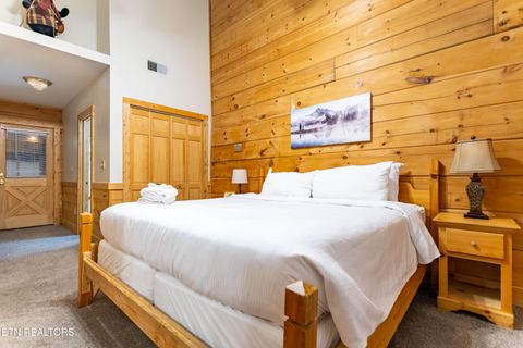 Tiny photo for 653 Eagles Boulevard Way, Pigeon Forge, TN 37863 (MLS # 1333652)