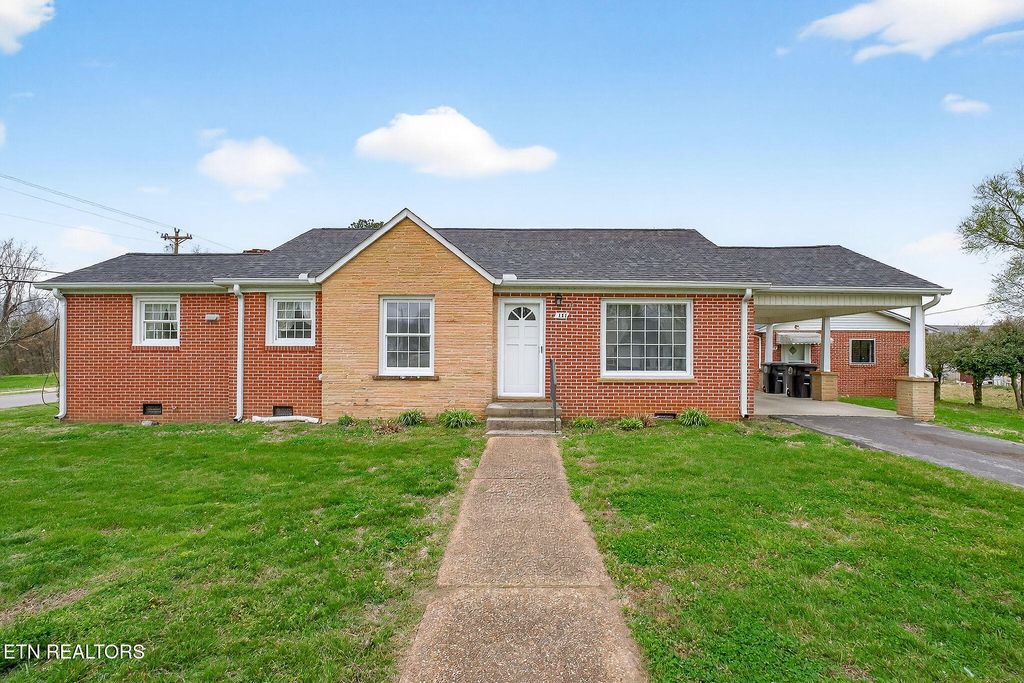 Photo of 151 3rd Ave, Cookeville, TN 38506 (MLS # 1334927)