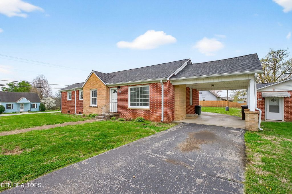 Photo of 151 3rd Ave, Cookeville, TN 38506 (MLS # 1334927)