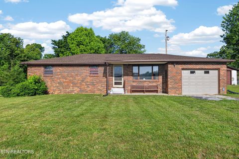 Photo of 1018 New Hope Rd, Hilham, TN 38568 (MLS # 1338455)