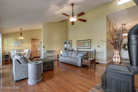 Tiny photo for 2582 Lakemont Circle, Morristown, TN 37814 (MLS # 1341975)