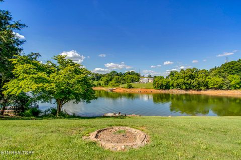 Tiny photo for 2582 Lakemont Circle, Morristown, TN 37814 (MLS # 1341975)