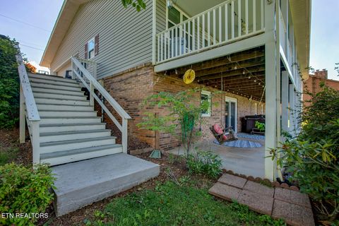 Tiny photo for 2582 Lakemont Circle, Morristown, TN 37814 (MLS # 1341975)