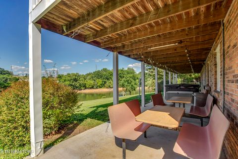 Tiny photo for 2582 Lakemont Circle, Morristown, TN 37814 (MLS # 1341975)