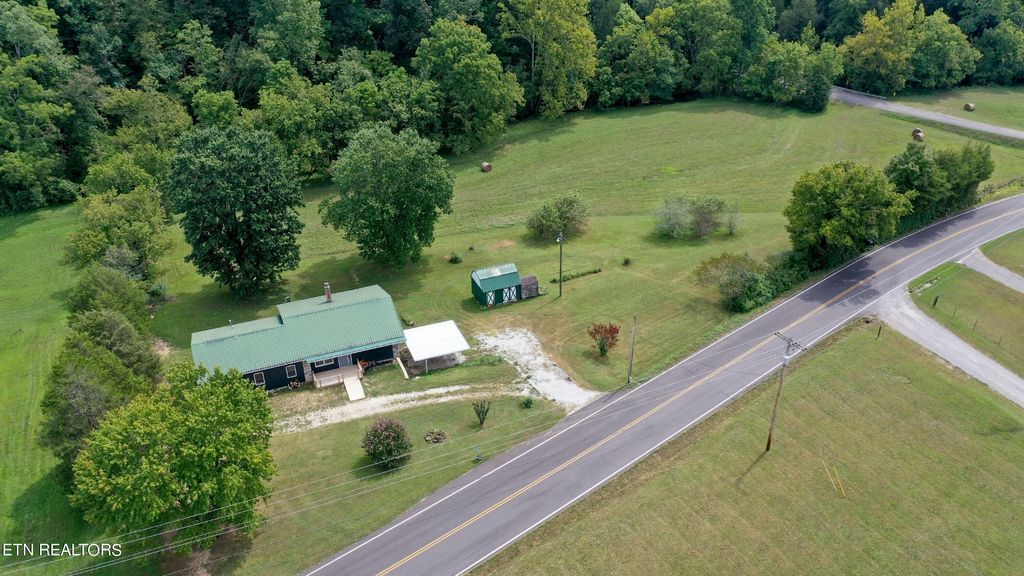 Photo of 2645 Hinds Creek Rd, Heiskell, TN 37754 (MLS # 1238997)