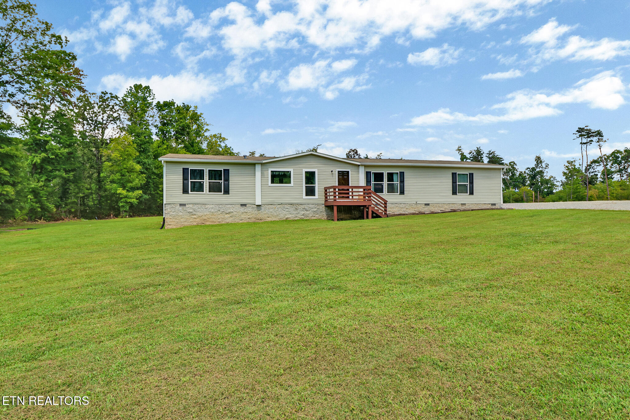 1638 Ryan Rd