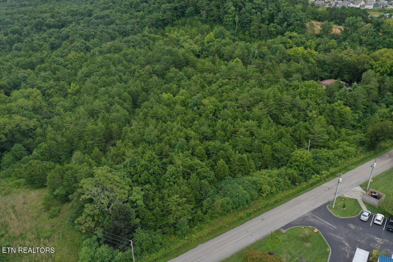 220 Milldale Rd