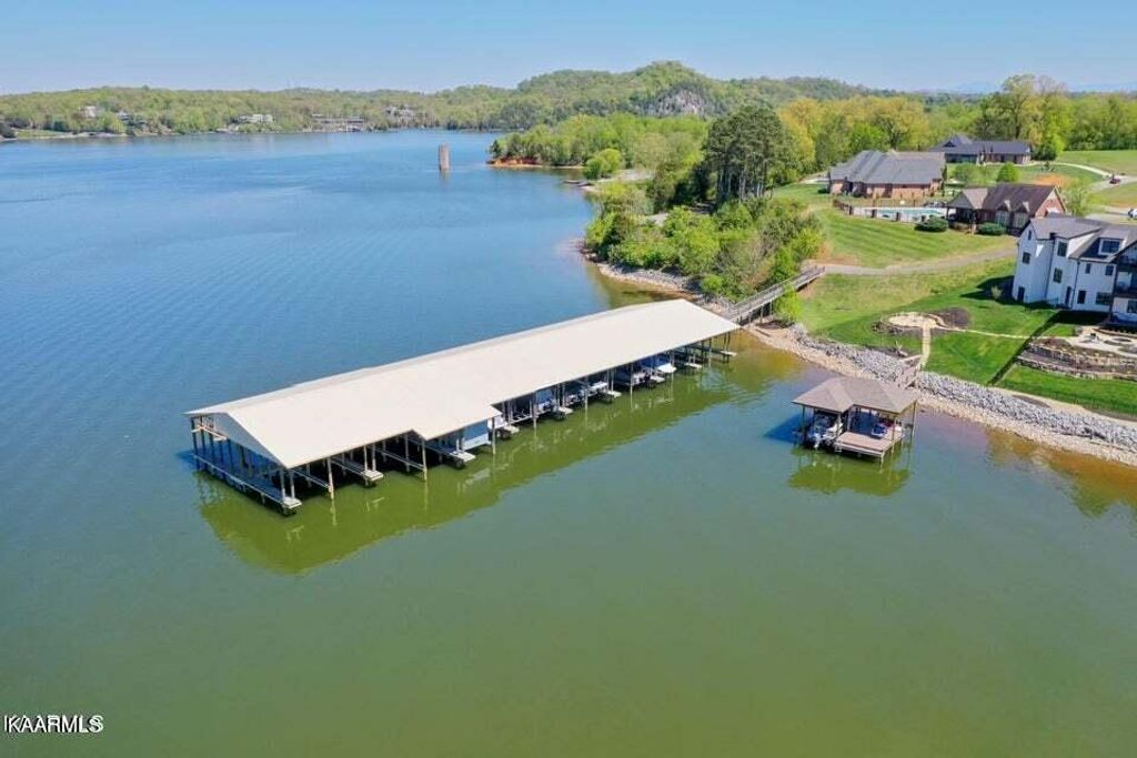 Photo of 3438 Brigantine Circle, Louisville, TN 37777 (MLS # 1229309)