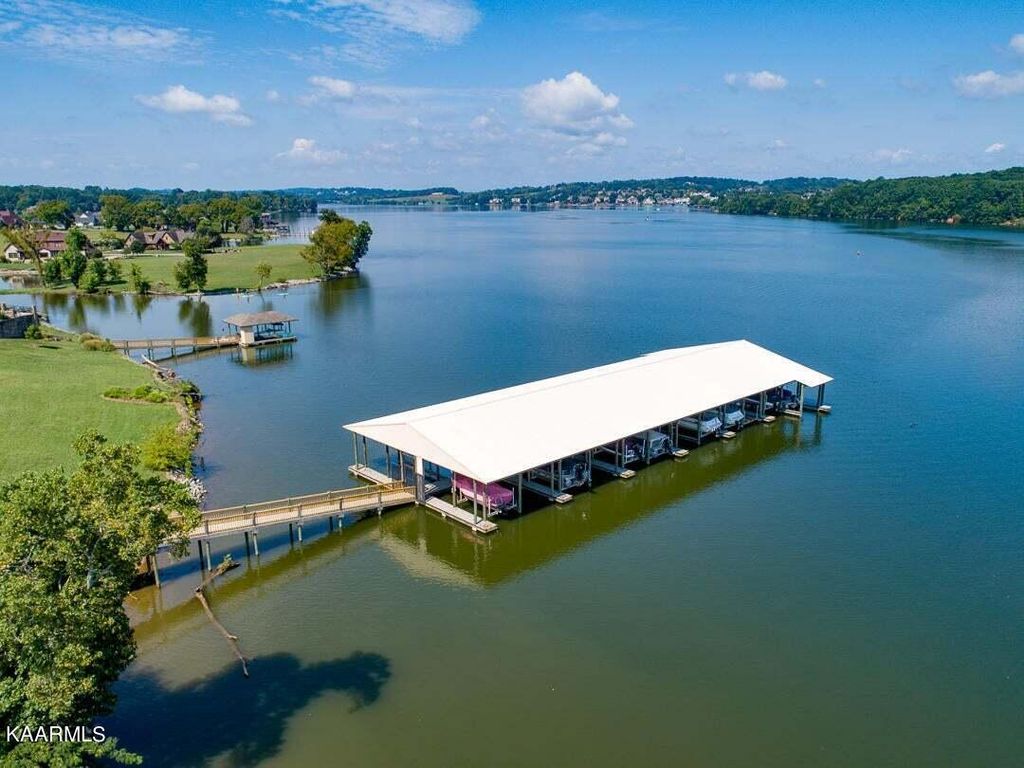 Photo of 3438 Brigantine Circle, Louisville, TN 37777 (MLS # 1229309)