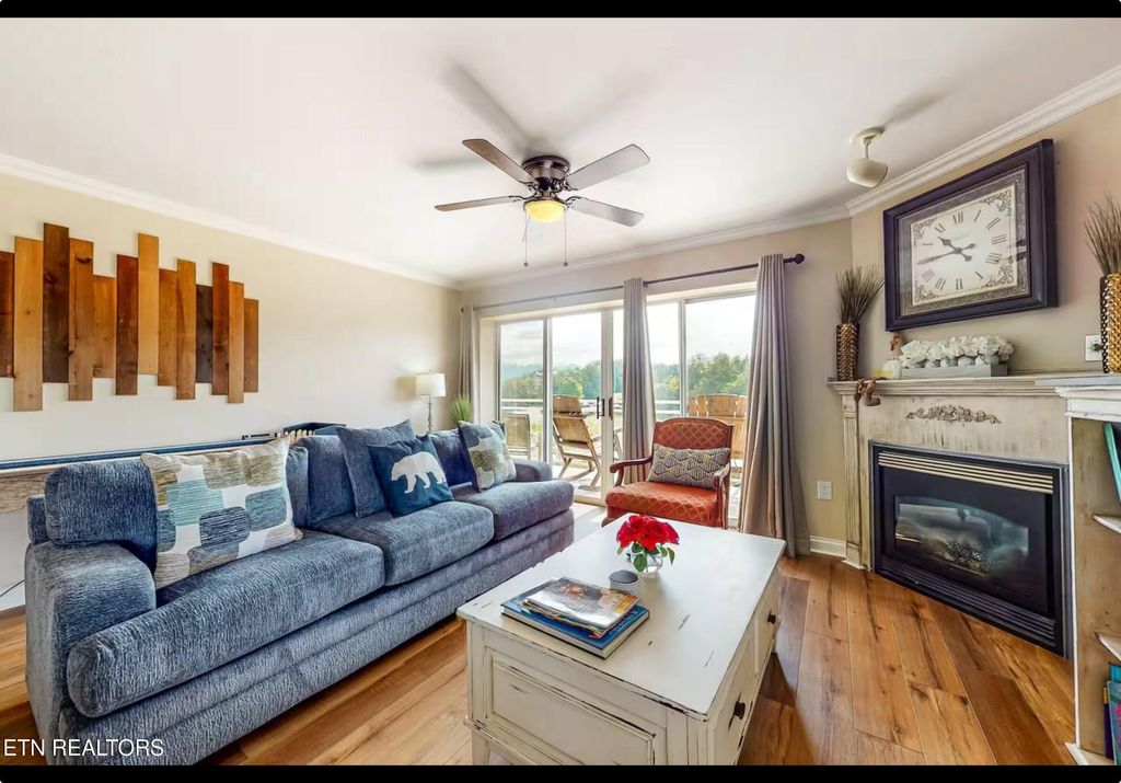 Photo of 503 Dollywood Lane #UNIT 161, Pigeon Forge, TN 37863 (MLS # 1325342)