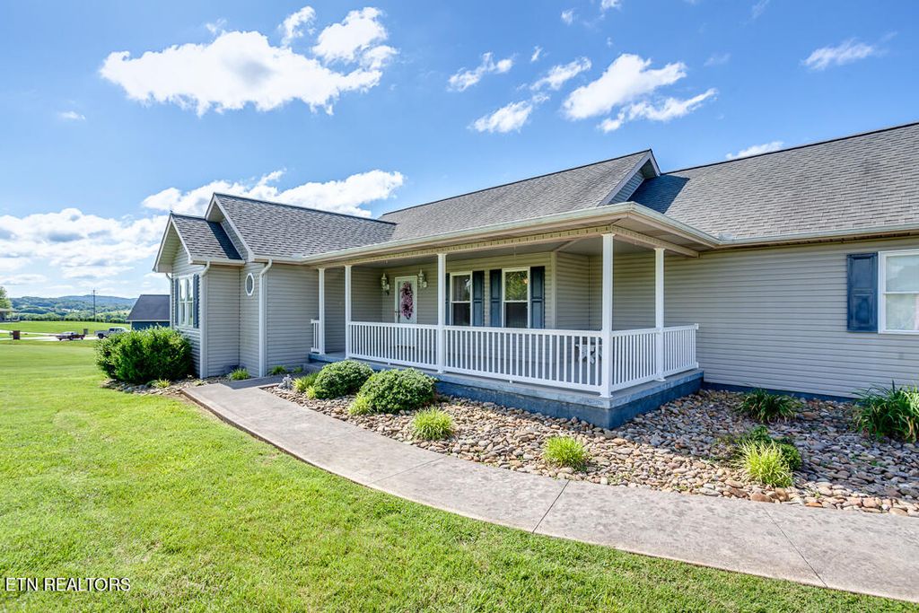 Photo of 347 Ranch Rd, Blaine, TN 37709 (MLS # 1264647)