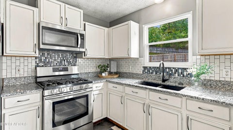 Tiny photo for 5973 Warrenpark Lane, Knoxville, TN 37912 (MLS # 1356044)