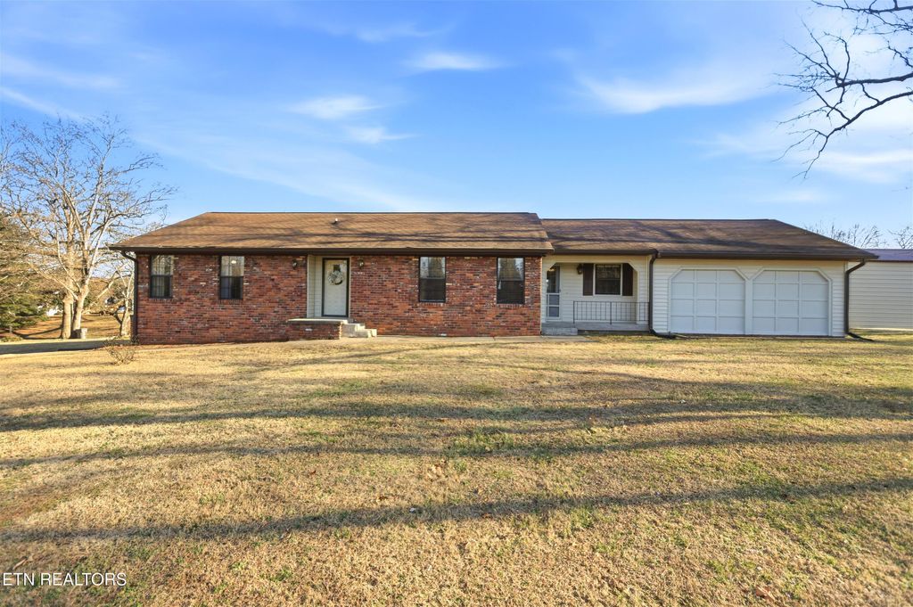 Photo of 3316 Wildwood Rd, Maryville, TN 37804 (MLS # 1329072)