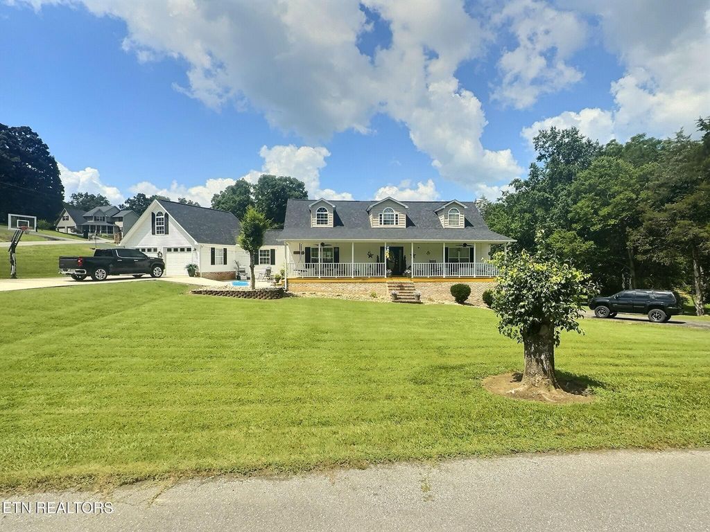 Photo of 1292 Martin Lane, LaFollette, TN 37766 (MLS # 1307343)