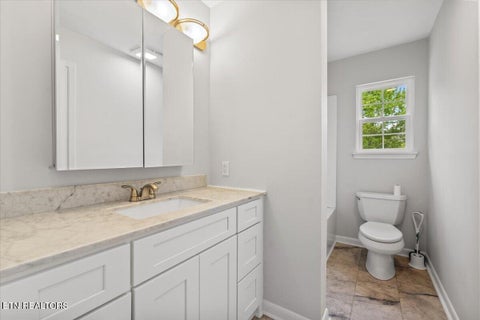 Tiny photo for 403 Foley Hill Rd, Clinton, TN 37716 (MLS # 1355064)
