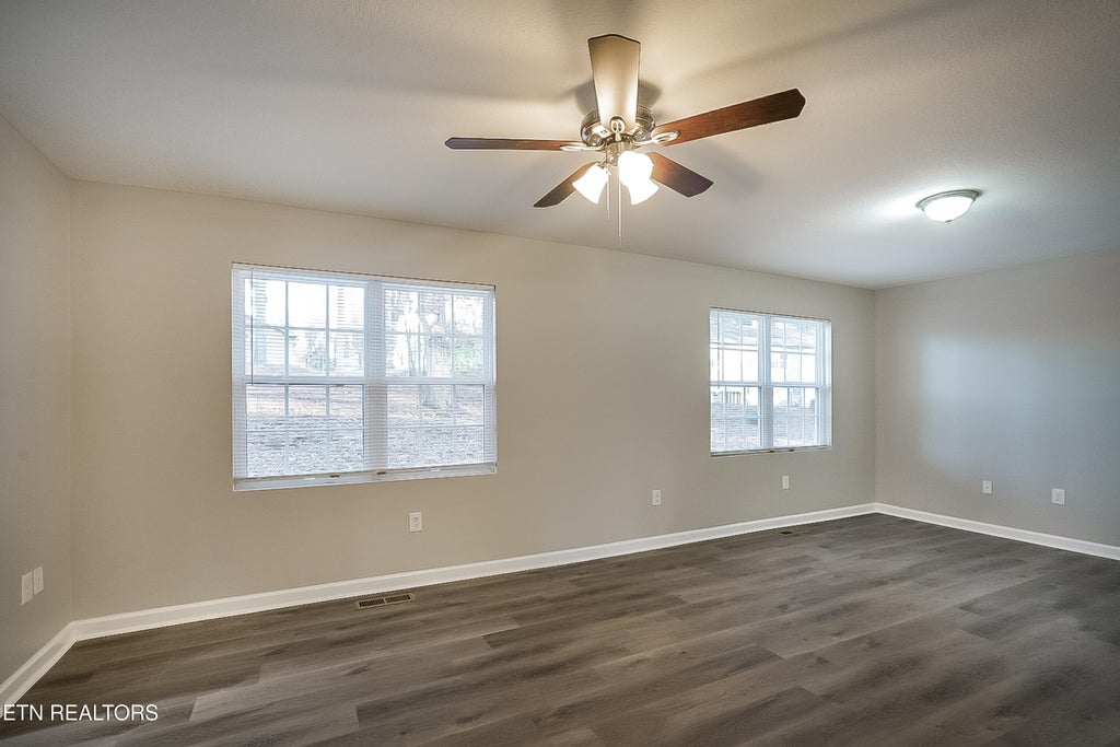 Photo of 107 N Walker Lane, Oak Ridge, TN 37830 (MLS # 1313893)
