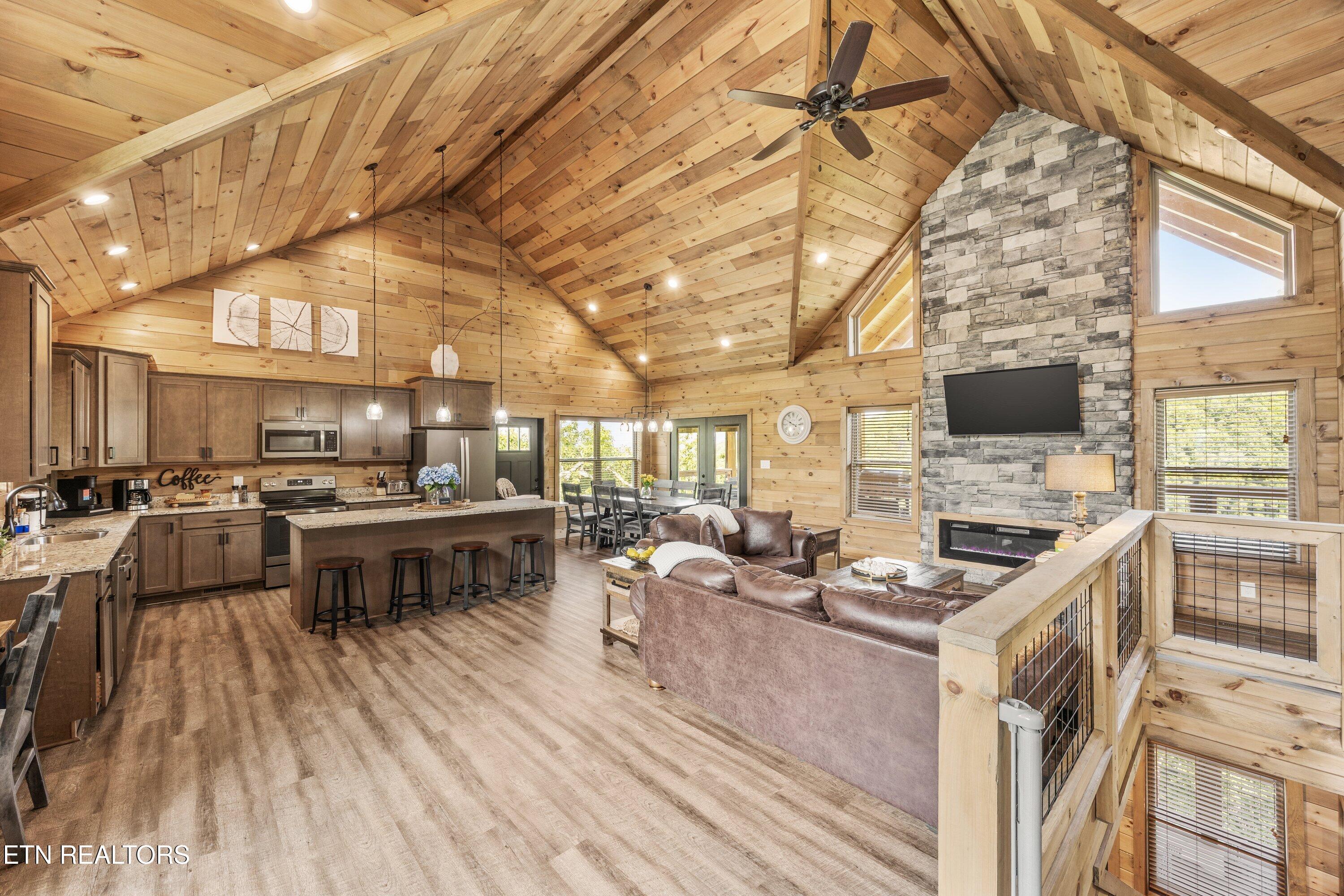4471 Stackstone Rd
